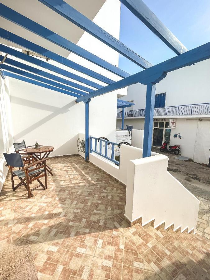 Artemis Bakerys House 2 Adamantas (Milos)