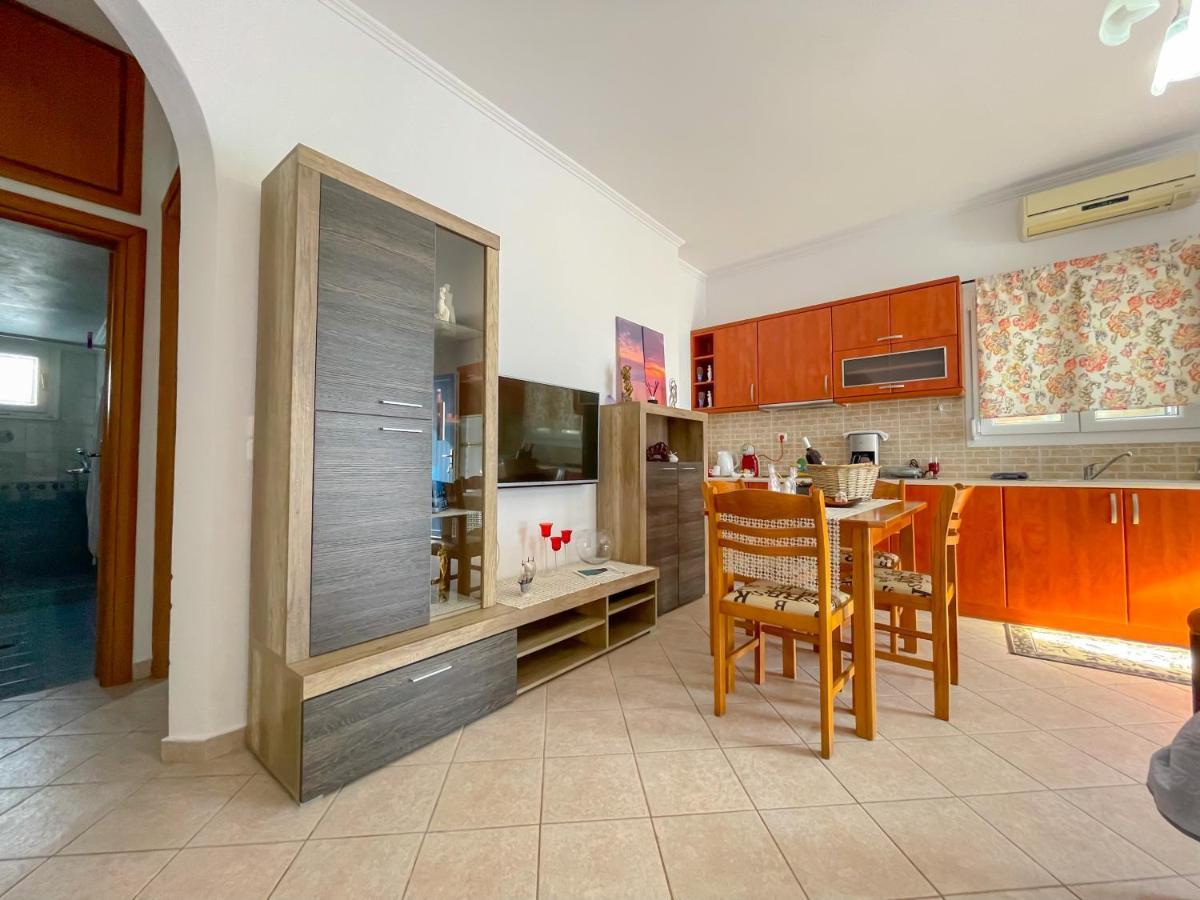 Artemis Bakerys House 2 Vakantiehuis Adamantas (Milos)